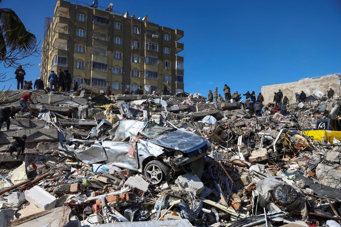 Deprem bölgesinde çevre kirliliği endişesi